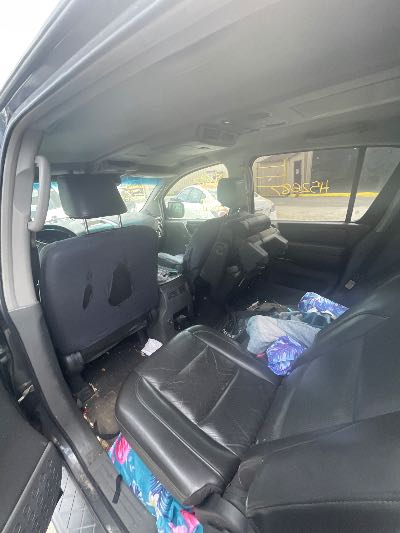2006 Nissan Armada Location - Large Trucks & Vans - Row 33 - Stock # H52687