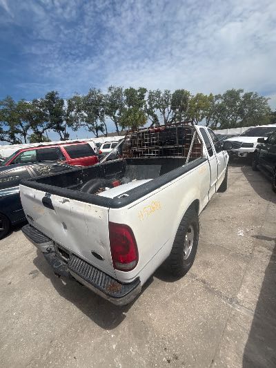2003 Ford F-150 Location - Large Trucks & Vans - Row 33 - Stock # H52681