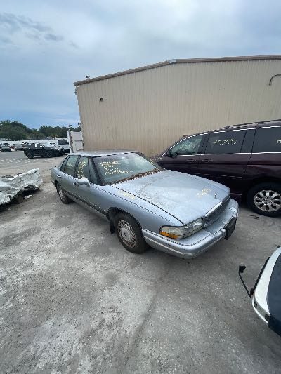 1996 Buick Park Avenue Location - GM - Row 40 - Stock # H52692