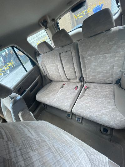 2004 Honda CR-V Location - Imports - Row 11 - Stock # H52724