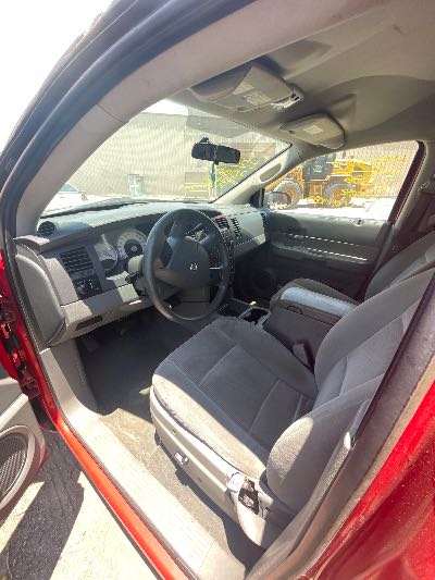 2006 Dodge Durango Location - Chrysler - Row 44 - Stock # H52737