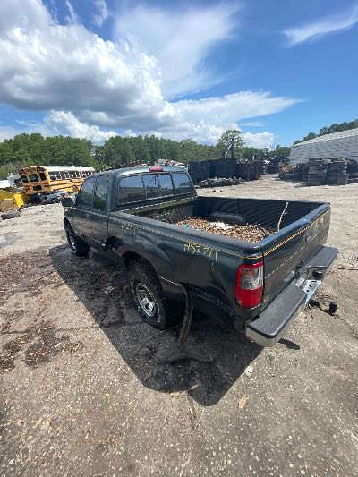 1995 Toyota T100 Location - Large Trucks & Vans - Row 33 - Stock # H52711