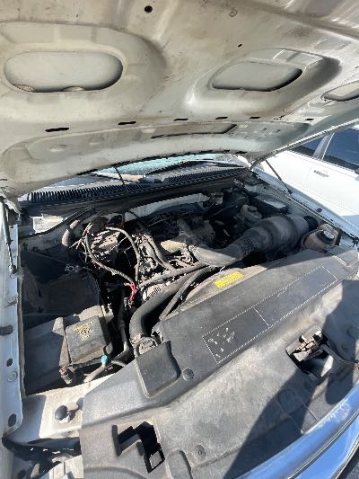 1999 Ford F-150 Location - Large Trucks & Vans - Row 48 - Stock # H52718