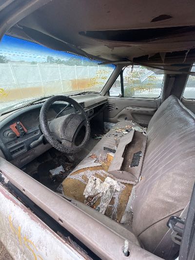 1993 Ford F-350 Location - Large Trucks & Vans - Row 26 - Stock # H52680