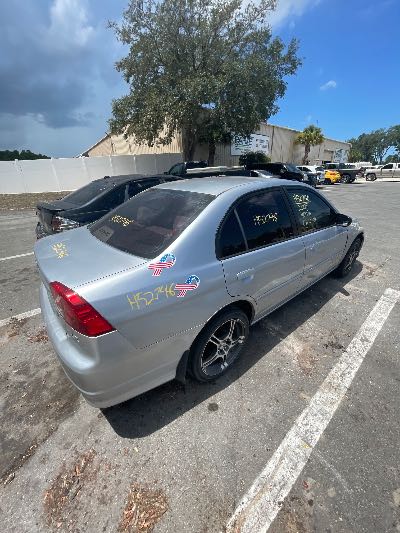 2005 Honda Civic Sdn Location - Imports - Row 14 - Stock # H52746