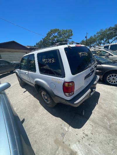 1998 Ford Explorer Location - Ford - Row 32 - Stock # H52783