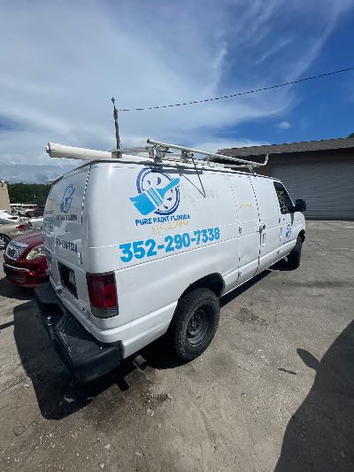 2003 Ford Econoline Cargo Van Location - Large Trucks & Vans - Row 49 - Stock # H52794