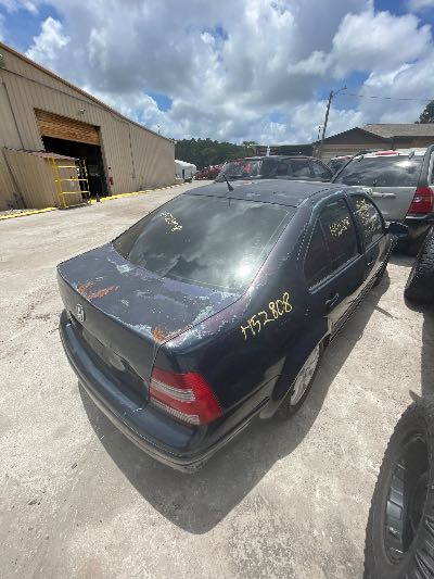 2002 Volkswagen Jetta Sedan Location - Imports - Row 13 - Stock # H52808
