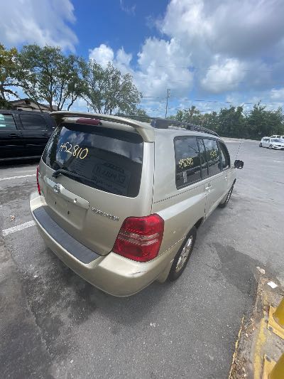 2001 Toyota Highlander Location - Imports - Row 14 - Stock # H52810