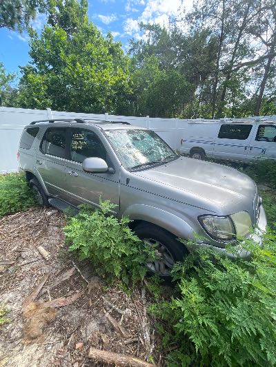 2003 Toyota Sequoia Location - Large Trucks & Vans - Row 49 - Stock # H52051