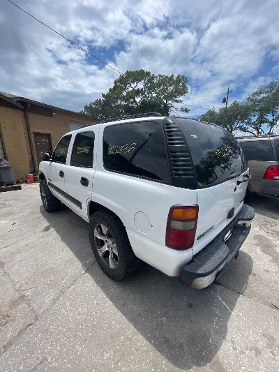 2003 Chevrolet Tahoe Location - Large Trucks & Vans - Row 48 - Stock # H52836