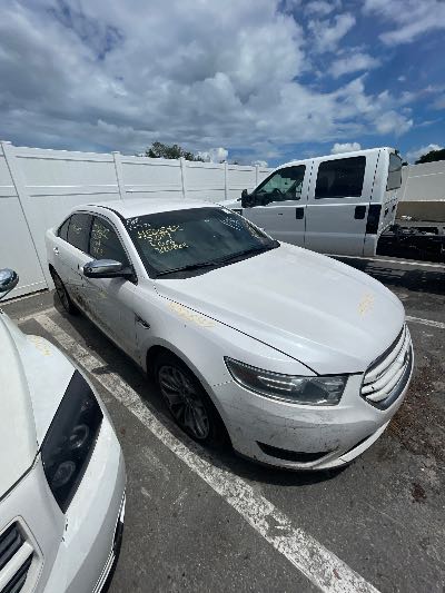 2014 Ford Taurus Location - Ford - Row 32 - Stock # H52647