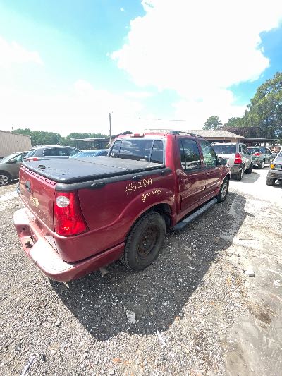 2004 Ford Explorer Sport Trac Location - Ford - Row 33 - Stock # H52849