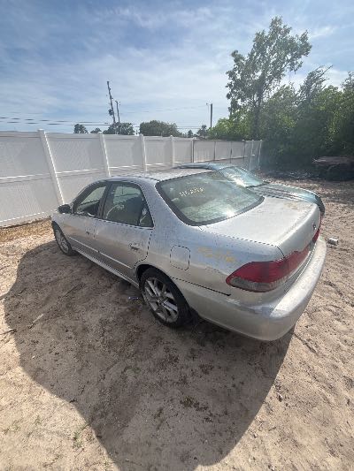 2002 HONDA ACCORD Location - Imports - Row 20 - Stock # H52561