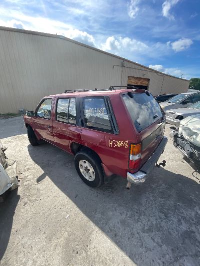 1995 Nissan Pathfinder Location - Imports - Row 17 - Stock # H52868
