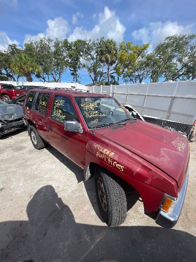 1995 Nissan Pathfinder Location - Imports - Row 17 - Stock # H52868