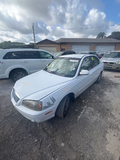 2005 Hyundai Elantra Location - Imports - Row 20 - Stock # H52893