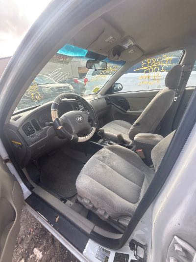 2005 Hyundai Elantra Location - Imports - Row 20 - Stock # H52893