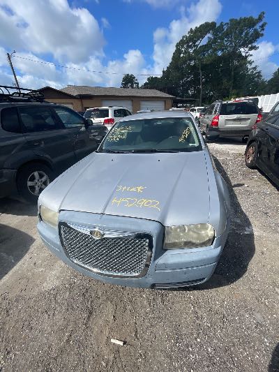 2007 Chrysler 300 Location - Chrysler - Row 47 - Stock # H52902