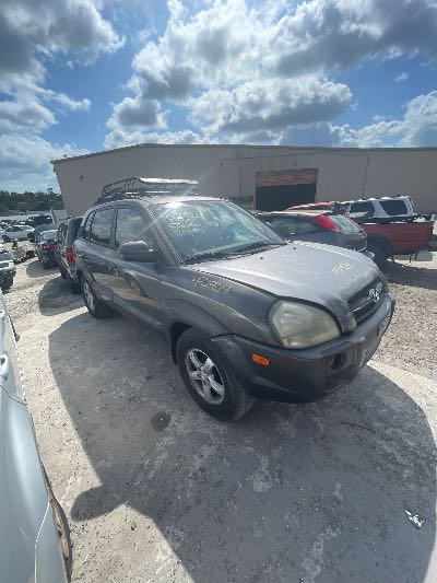2007 Hyundai Tucson Location - Imports - Row 17 - Stock # H52904