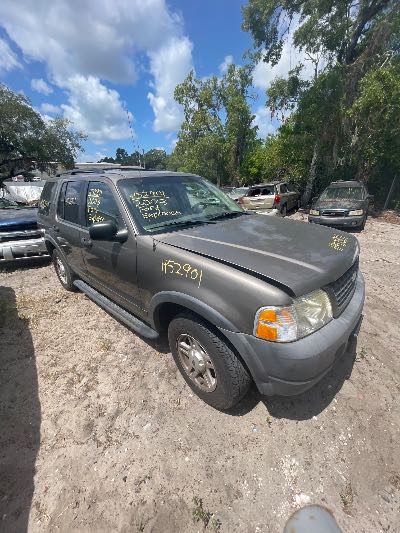 2003 Ford Explorer Location - Ford - Row 26 - Stock # H52901