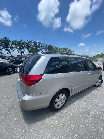 2004 Toyota Sienna Location - Imports - Row 17 - Stock # H52914