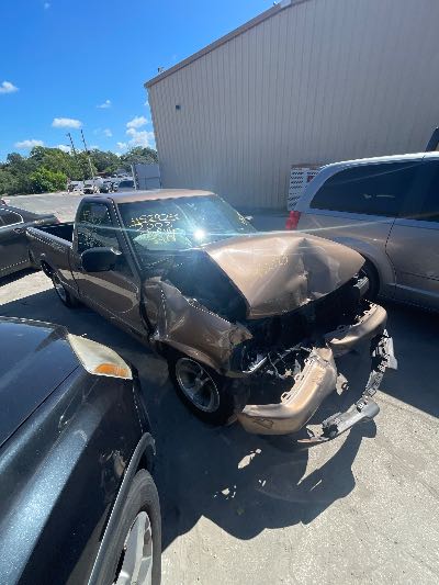 2003 Chevrolet S-10 Location - GM - Row 25 - Stock # H52923