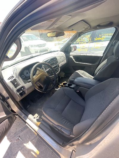 2002 Ford Escape Location - Ford - Row 34 - Stock # H52935