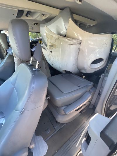 2014 Volkswagen Routan Location - Imports - Row 3 - Stock # H52930