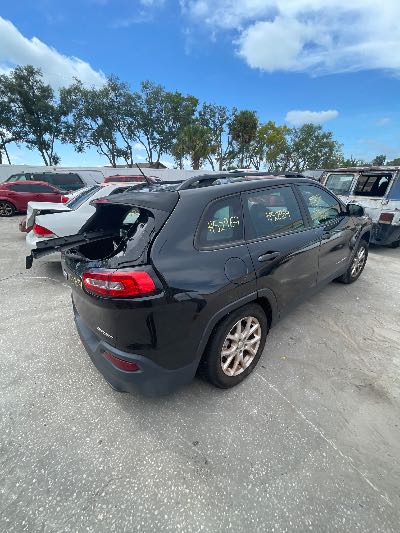 2015 Jeep Cherokee Location - Chrysler - Row 46 - Stock # H52964