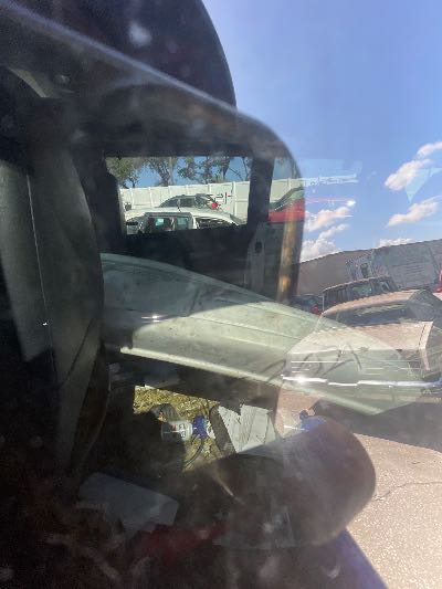 2000 GMC Safari Passenger Location - Large Trucks & Vans - Row 16 - Stock # H53021