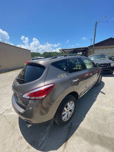 2014 Nissan Murano Location - Imports - Row 23 - Stock # H53031