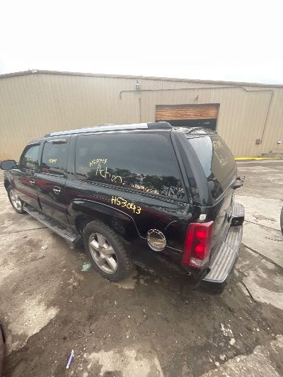 2003 Cadillac Escalade ESV Location - Large Trucks & Vans - Row 14 - Stock # H53043