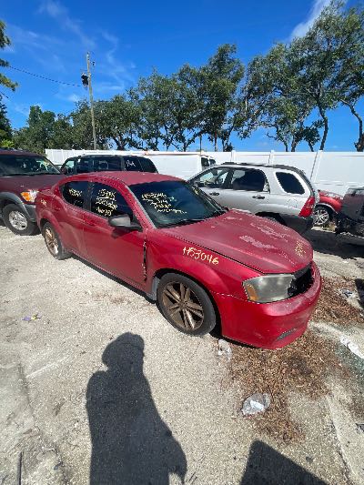 2014 Dodge Avenger Location - Chrysler - Row 47 - Stock # H53046
