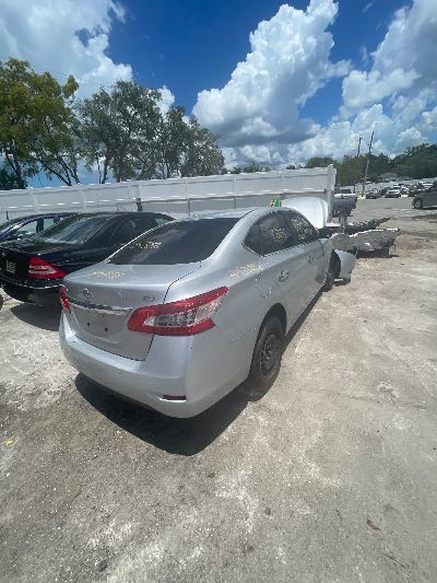 2015 Nissan Sentra Location - Imports - Row 28 - Stock # H53056