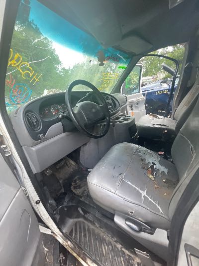 2000 Ford Econoline Cargo Van Location - Large Trucks & Vans - Row 49 - Stock # H52967