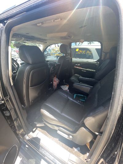 2014 Cadillac Escalade ESV Location - Large Trucks & Vans - Row 17 - Stock # H53092