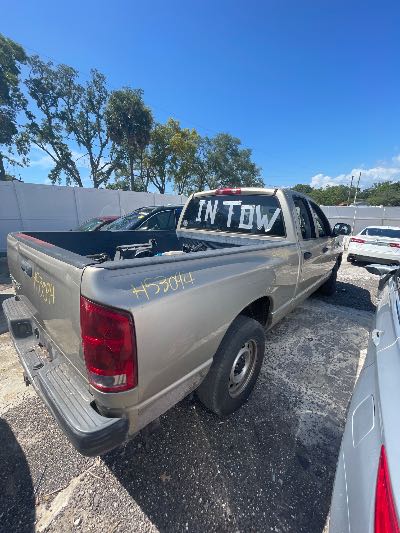 2003 Dodge Ram 1500 Location - Large Trucks & Vans - Row 17 - Stock # H53094