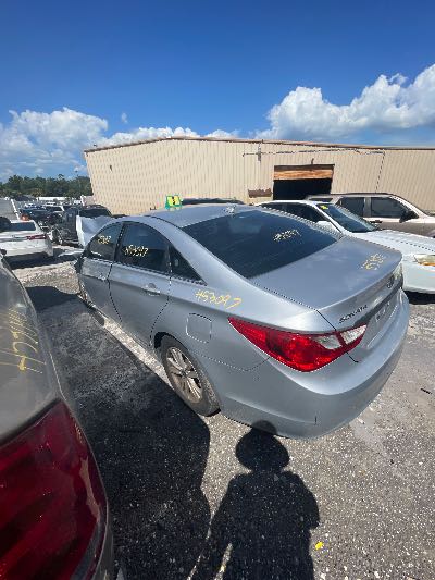 2013 Hyundai Sonata Location - Imports - Row 30 - Stock # H53097