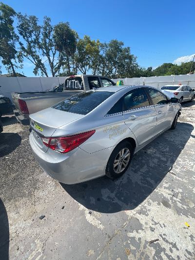 2013 Hyundai Sonata Location - Imports - Row 30 - Stock # H53097