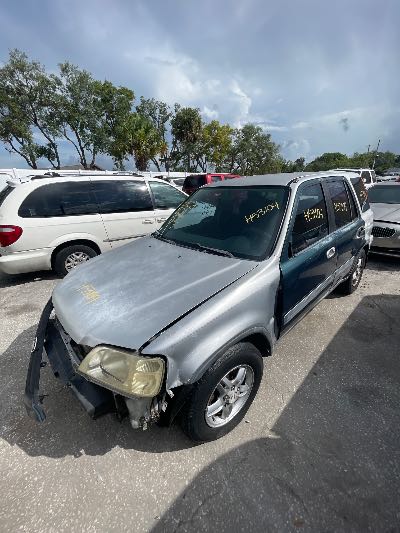 2001 Honda CR-V Location - Imports - Row 26 - Stock # H53104