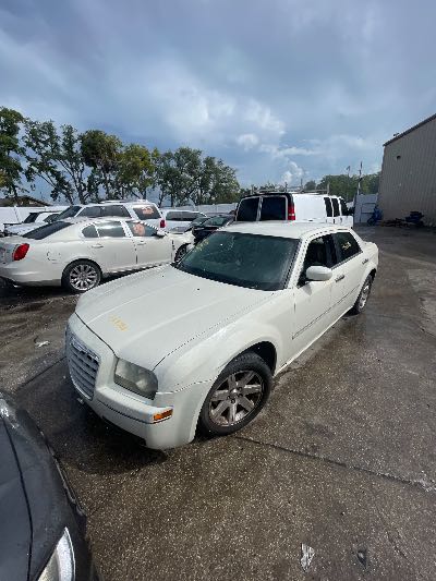 2006 Chrysler 300 Location - Chrysler - Row 38 - Stock # H53101