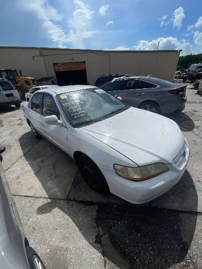 2001 Honda Accord Sdn Location - Imports - Row 28 - Stock # H53079