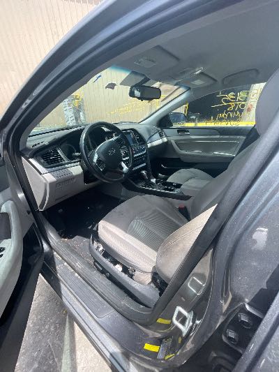 2018 Hyundai Sonata Location - Imports - Row 26 - Stock # H53135
