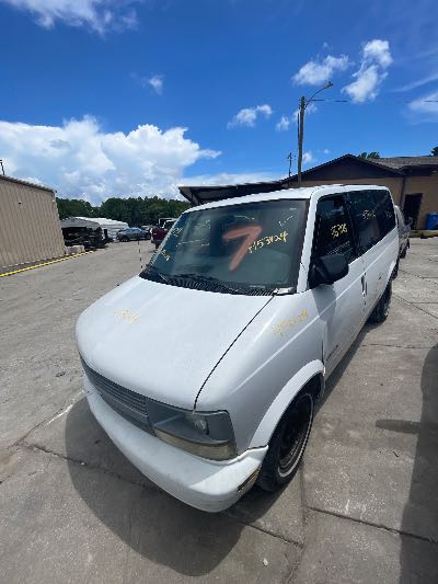 1997 Chevrolet Astro Passenger Location - GM - Row 29 - Stock # H53124