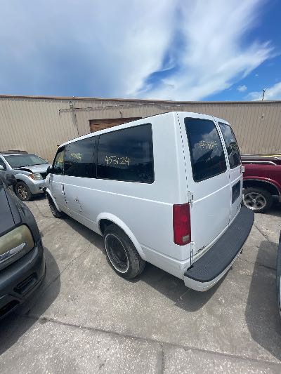 1997 Chevrolet Astro Passenger Location - GM - Row 29 - Stock # H53124