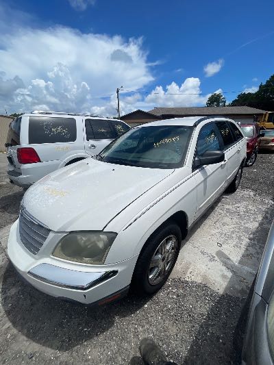 2005 Chrysler Pacifica Location - Chrysler - Row 38 - Stock # H53095