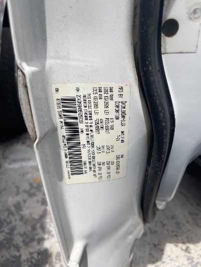 2005 Chrysler Pacifica Location - Chrysler - Row 38 - Stock # H53095