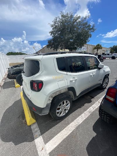 2015 Jeep Renegade Location - Chrysler - Row 41 - Stock # H53134