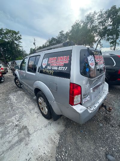 2005 Nissan Pathfinder Location - Imports - Row 31 - Stock # H53139
